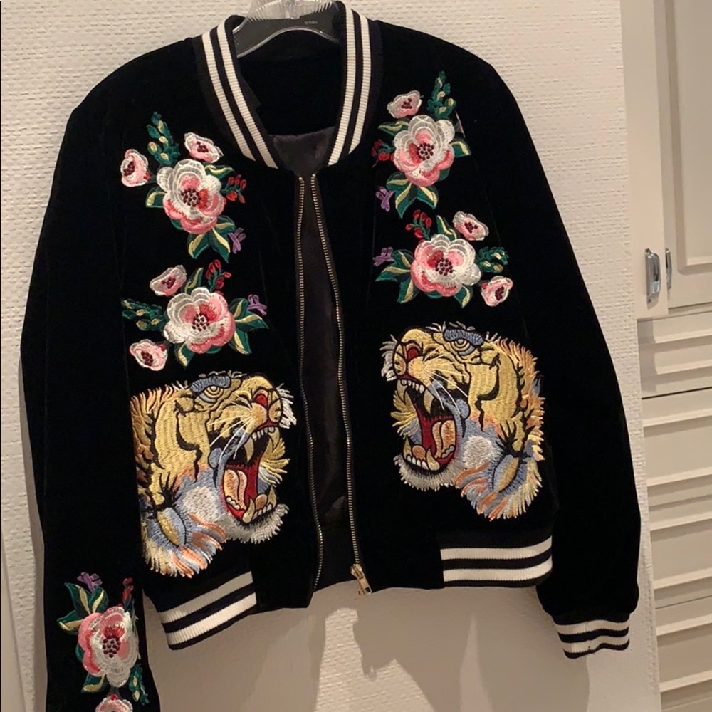 Velvet jacket with appliqués
